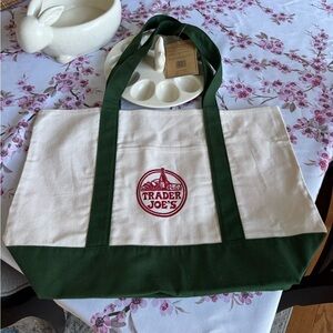 Authentic Trader Joe’s Large Canvas Tote Bag New!